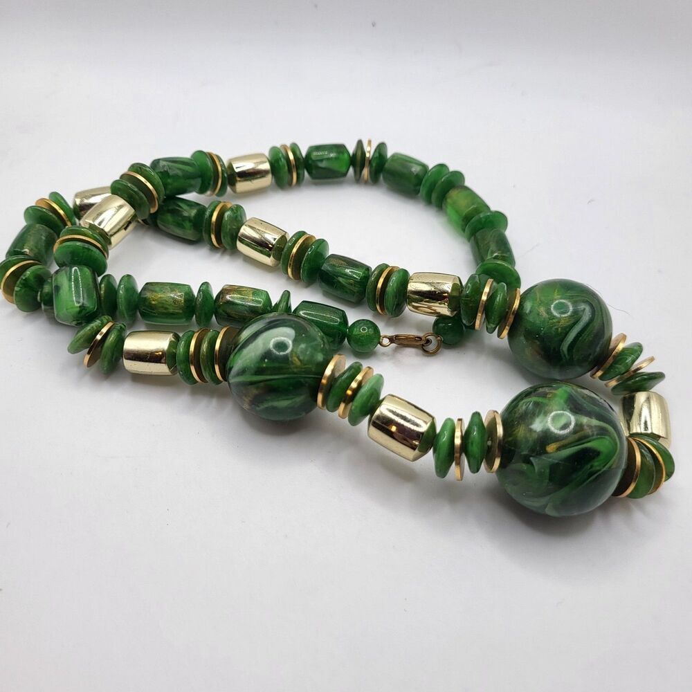 Green Acrylic Gold Tone Bead 24" Necklace Vintage Estate Gorgeous Funky Chunky